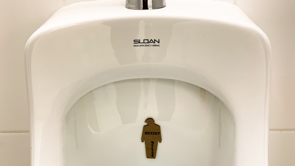 'Sexist' tiny trump literally in a urinal